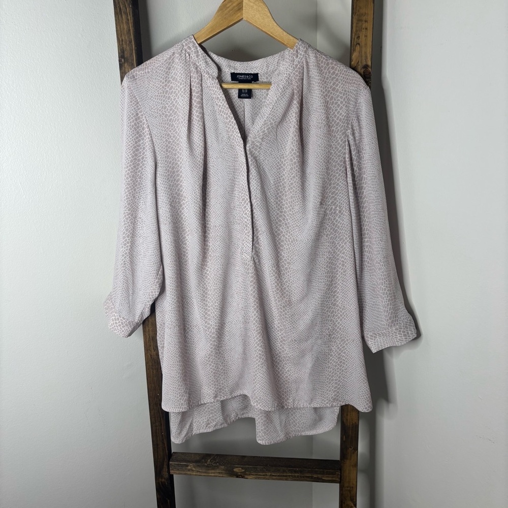 Jones New York Women's Pink Button Up Blouse